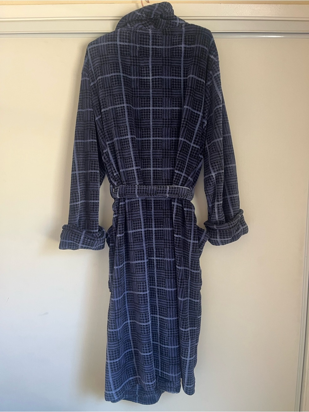 His & Hers Bath Robe Set - Picture 7 of 10